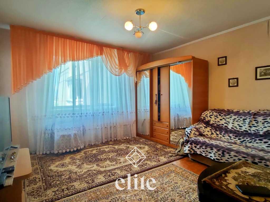 elite realty image