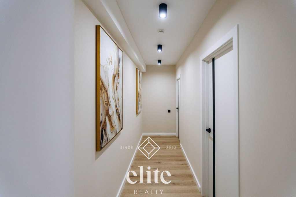 elite realty image