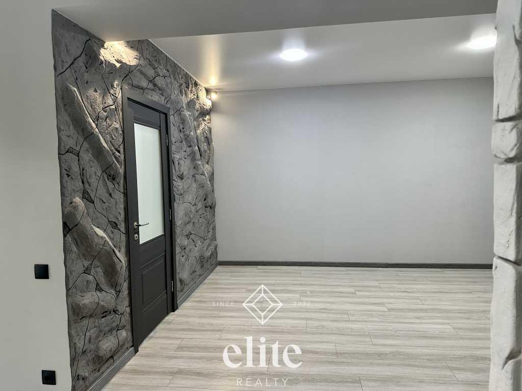 elite realty image