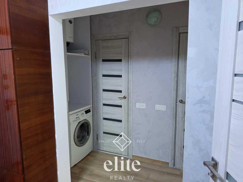 elite realty image