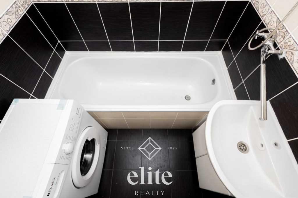 elite realty image