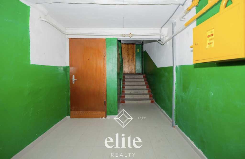 elite realty image