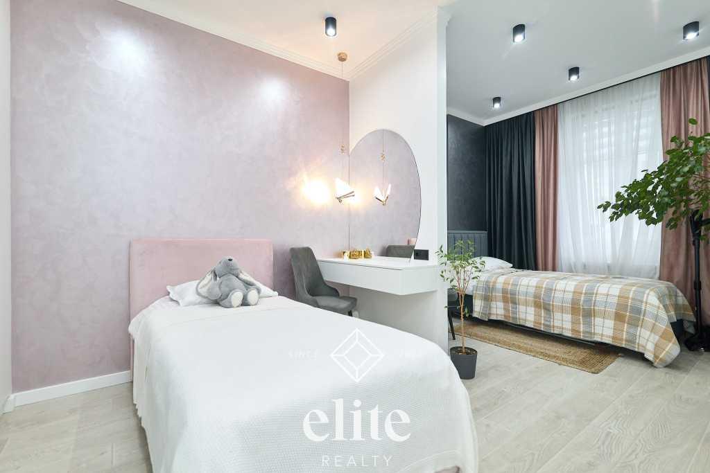 elite realty image