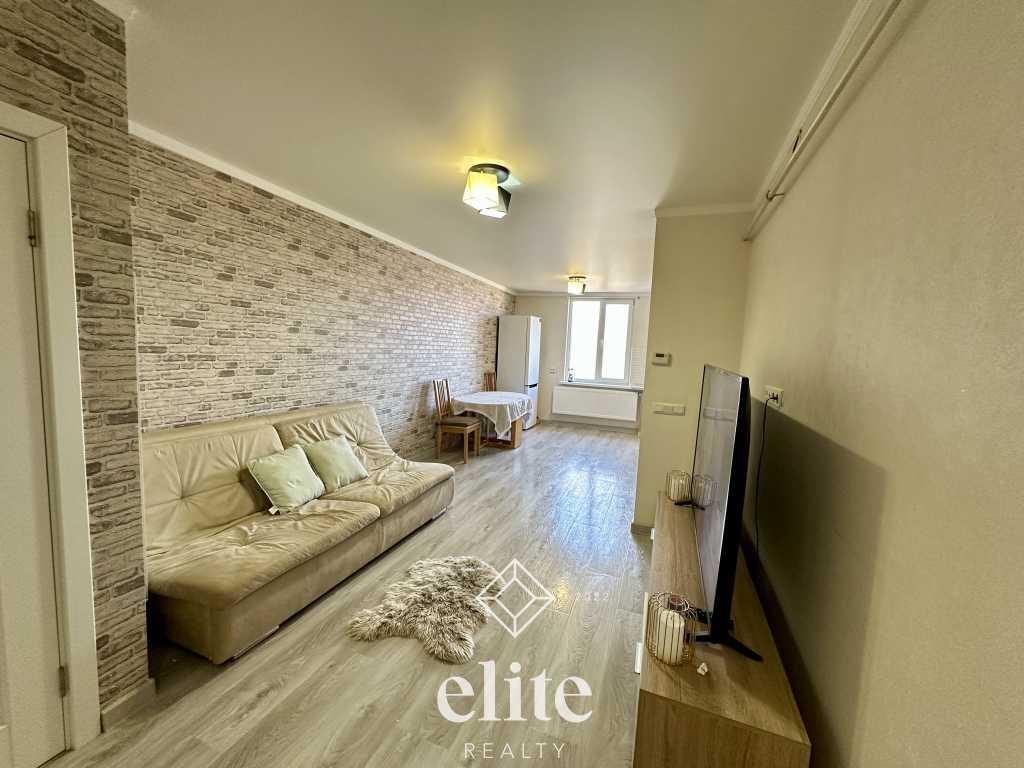 elite realty image