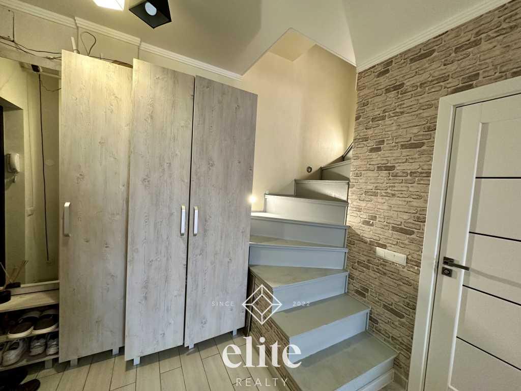 elite realty image