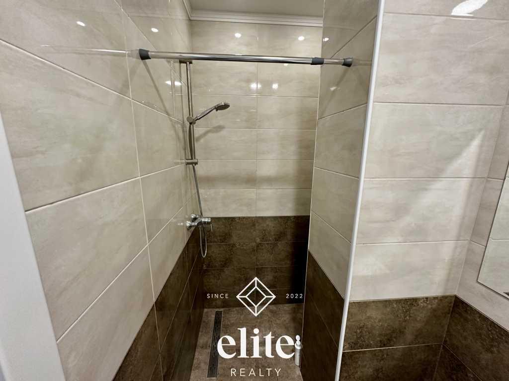 elite realty image