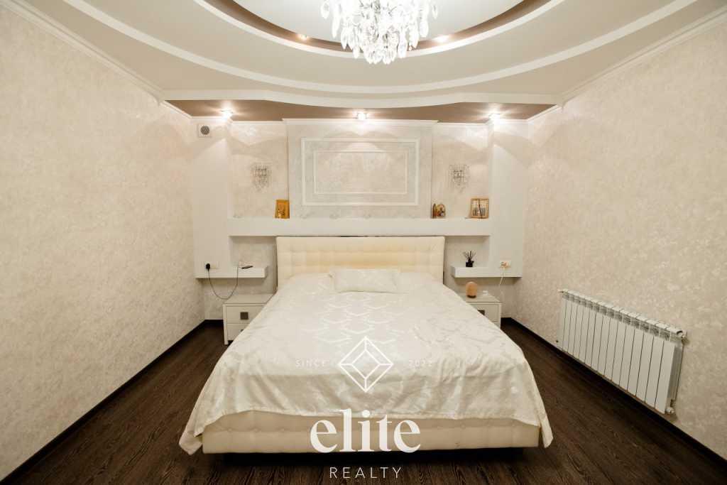 elite realty image