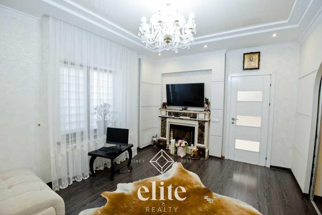 elite realty image
