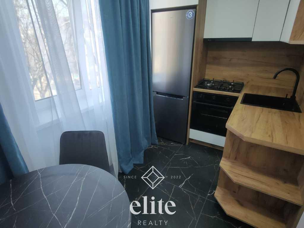 elite realty image