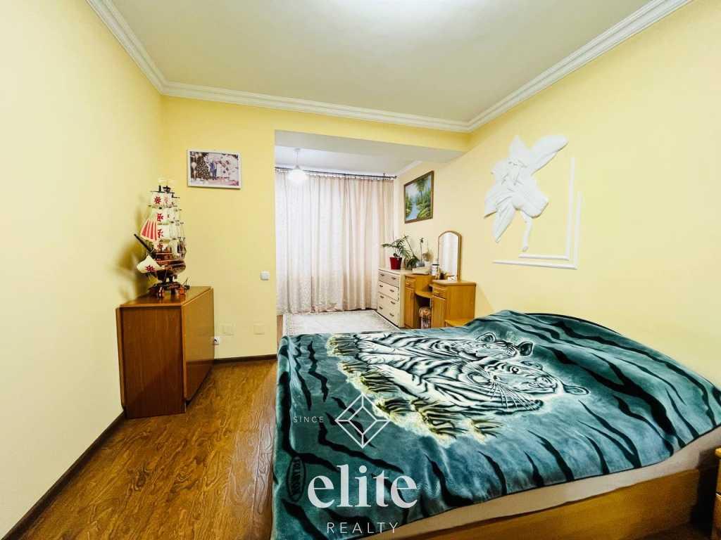 elite realty image