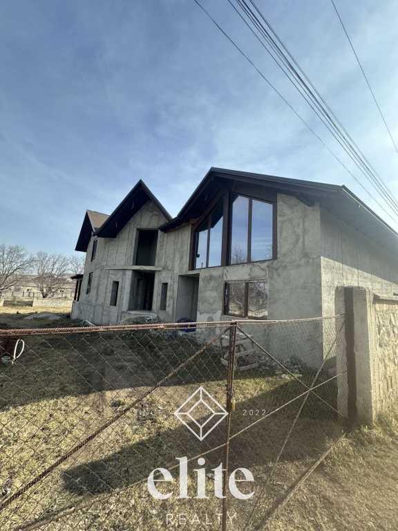 elite realty image
