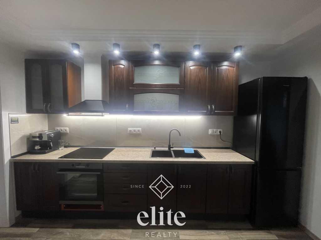 elite realty image