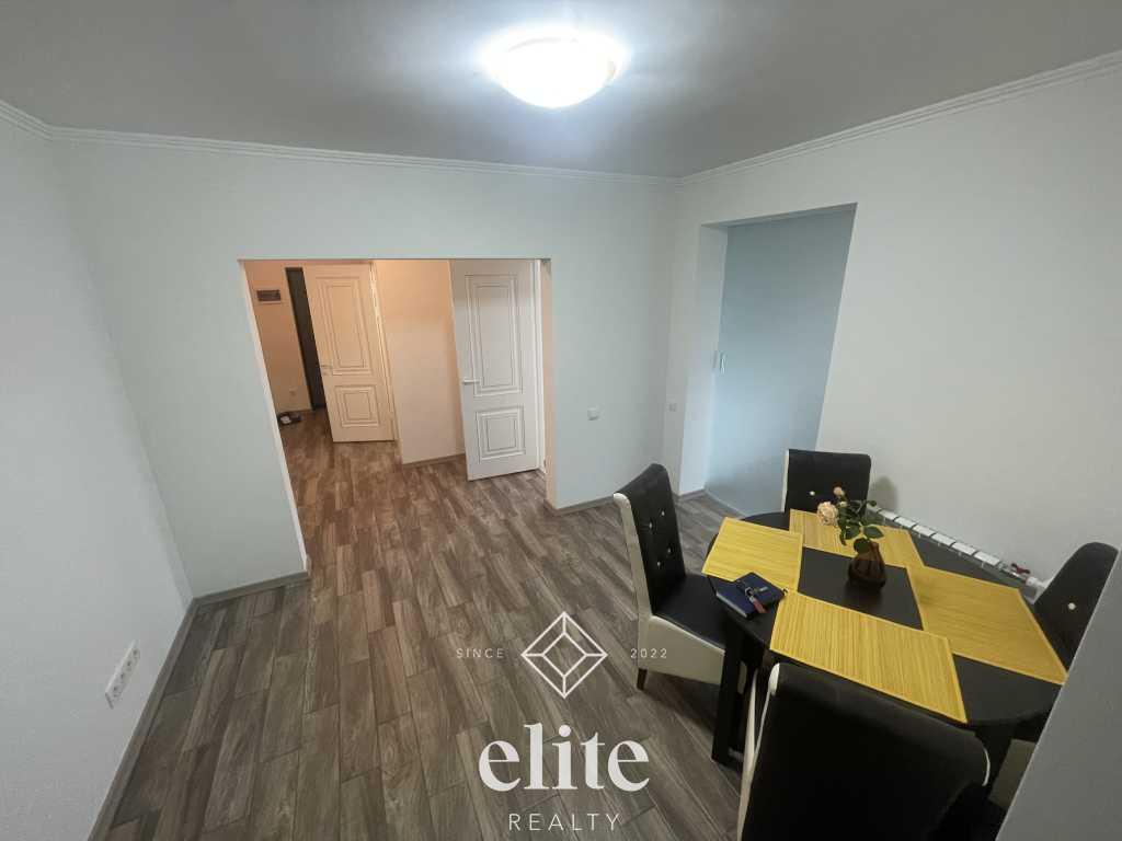 elite realty image