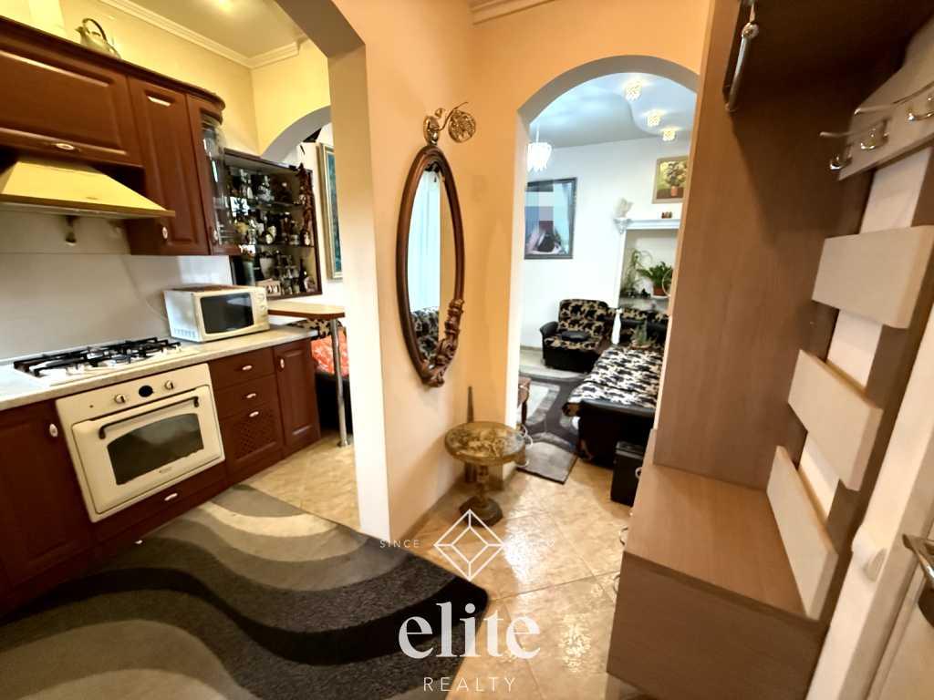 elite realty image