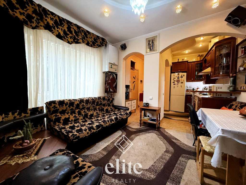 elite realty image