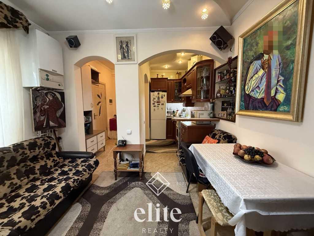 elite realty image
