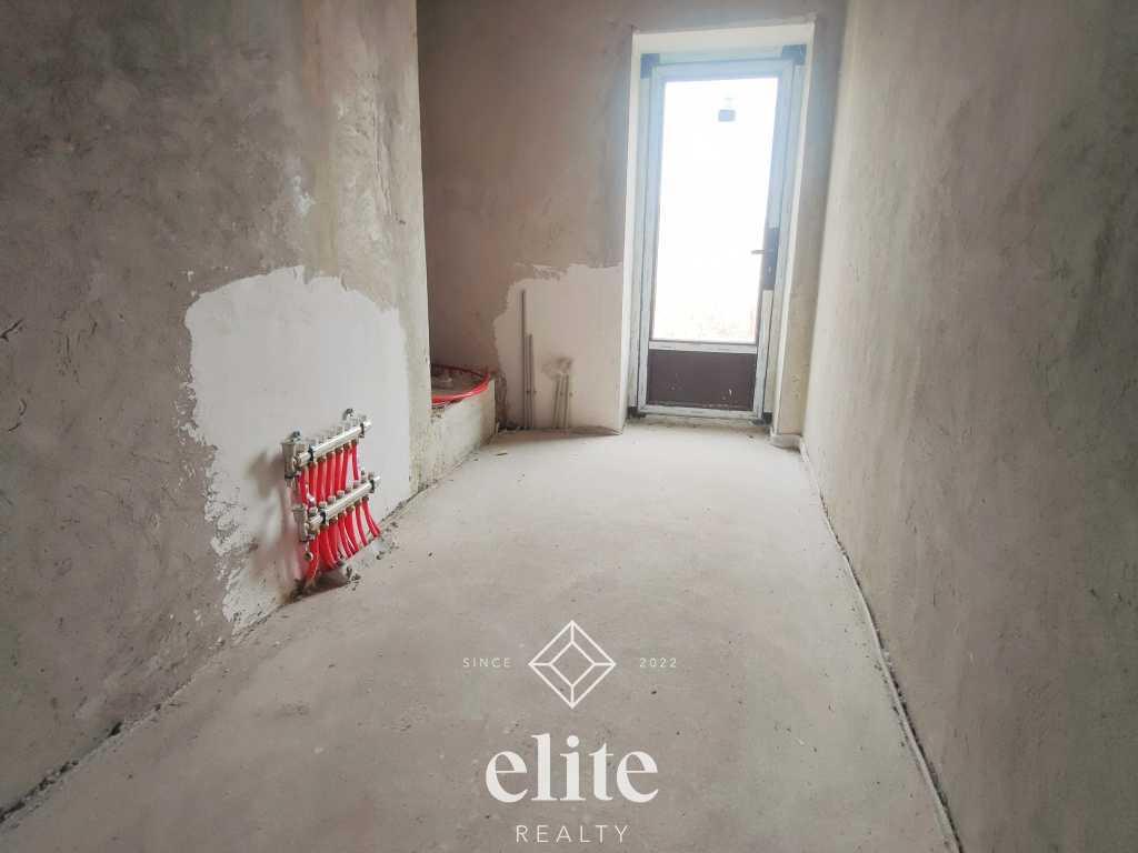 elite realty image