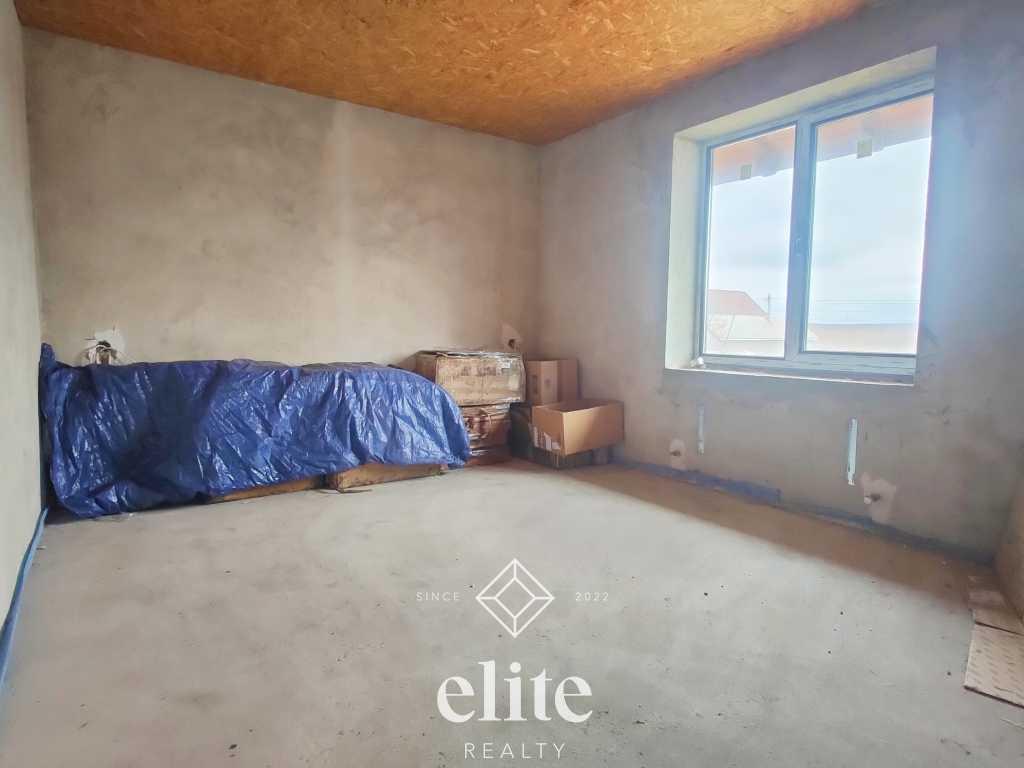 elite realty image