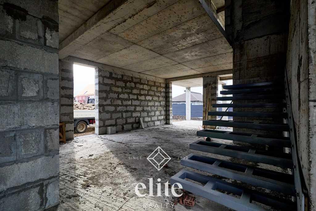 elite realty image