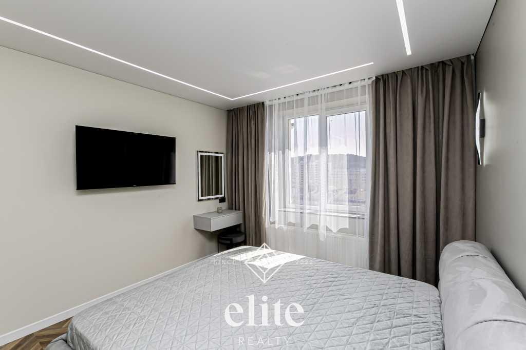 elite realty image