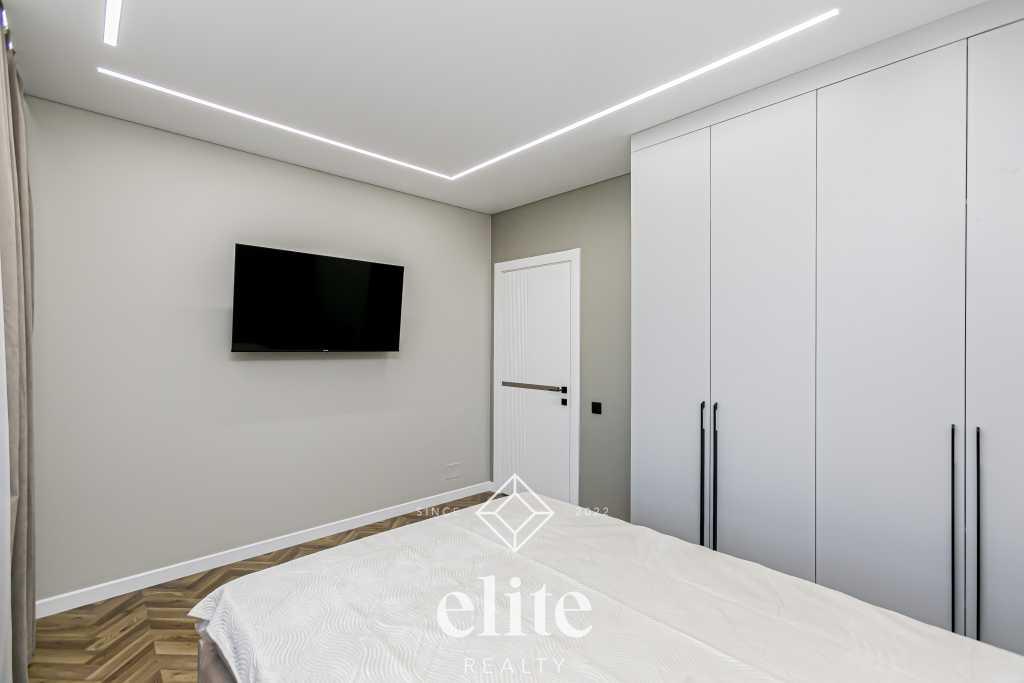 elite realty image