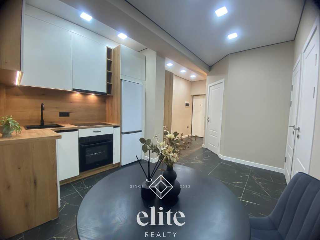 elite realty image