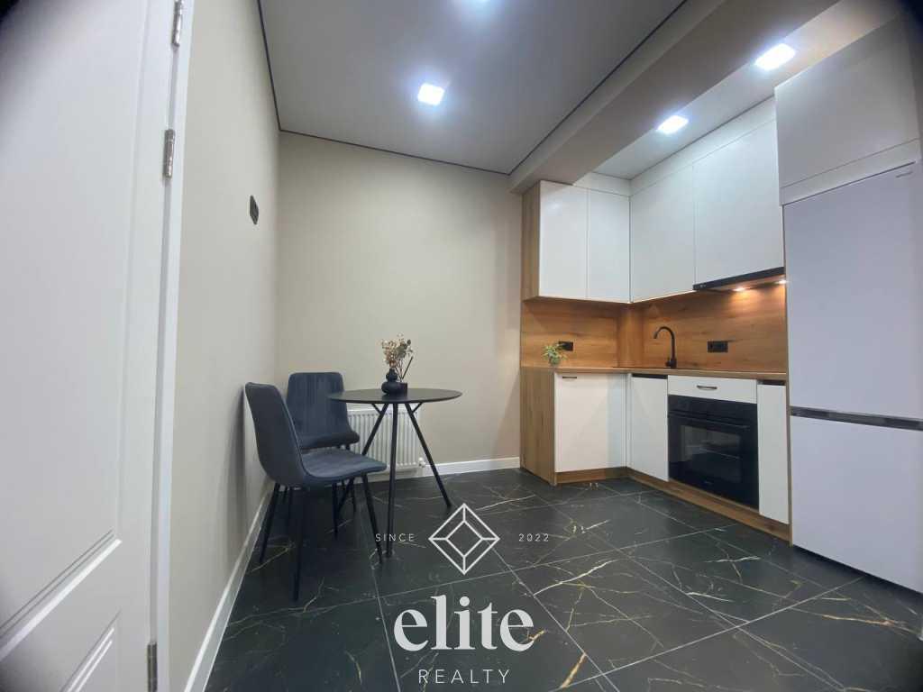 elite realty image