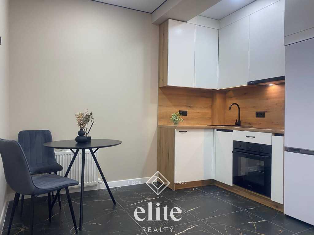 elite realty image