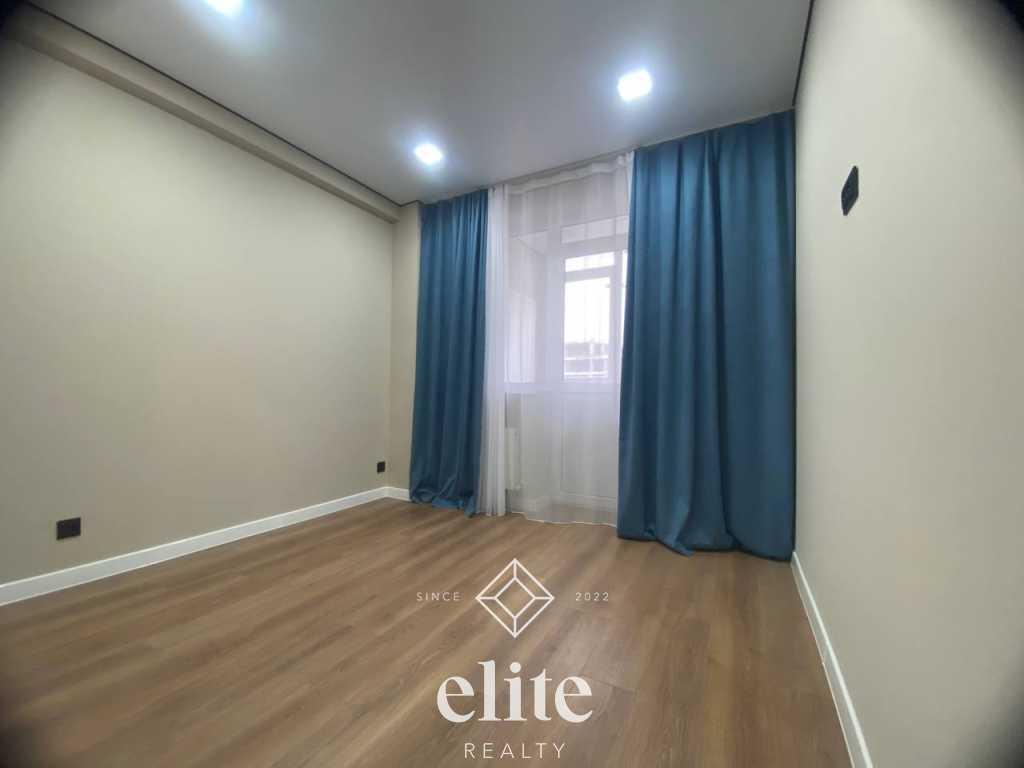 elite realty image