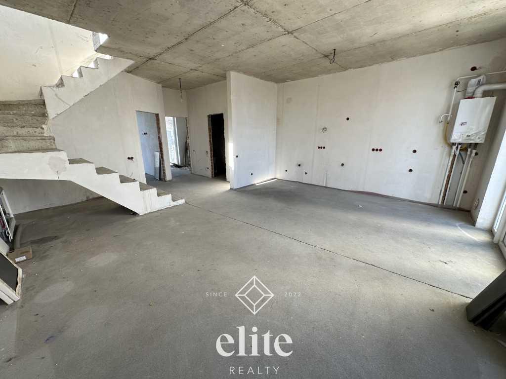 elite realty image