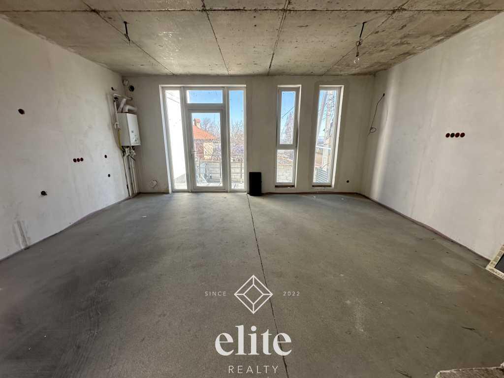 elite realty image