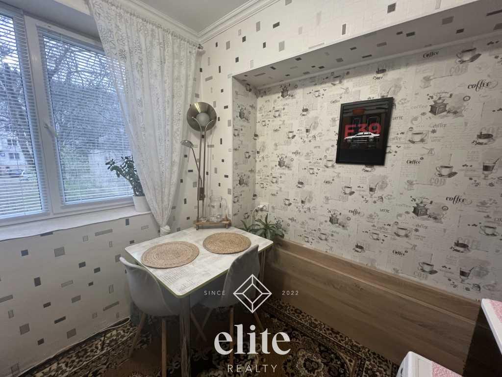 elite realty image