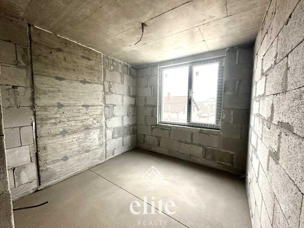 elite realty image