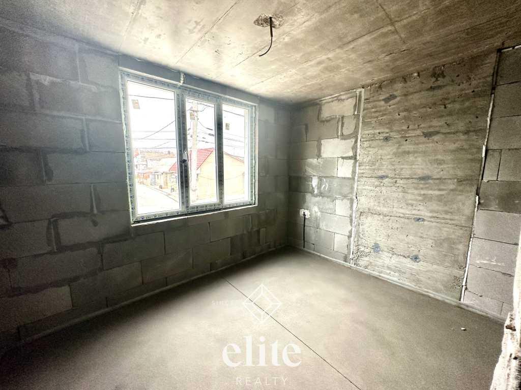 elite realty image