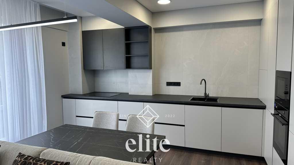 elite realty image