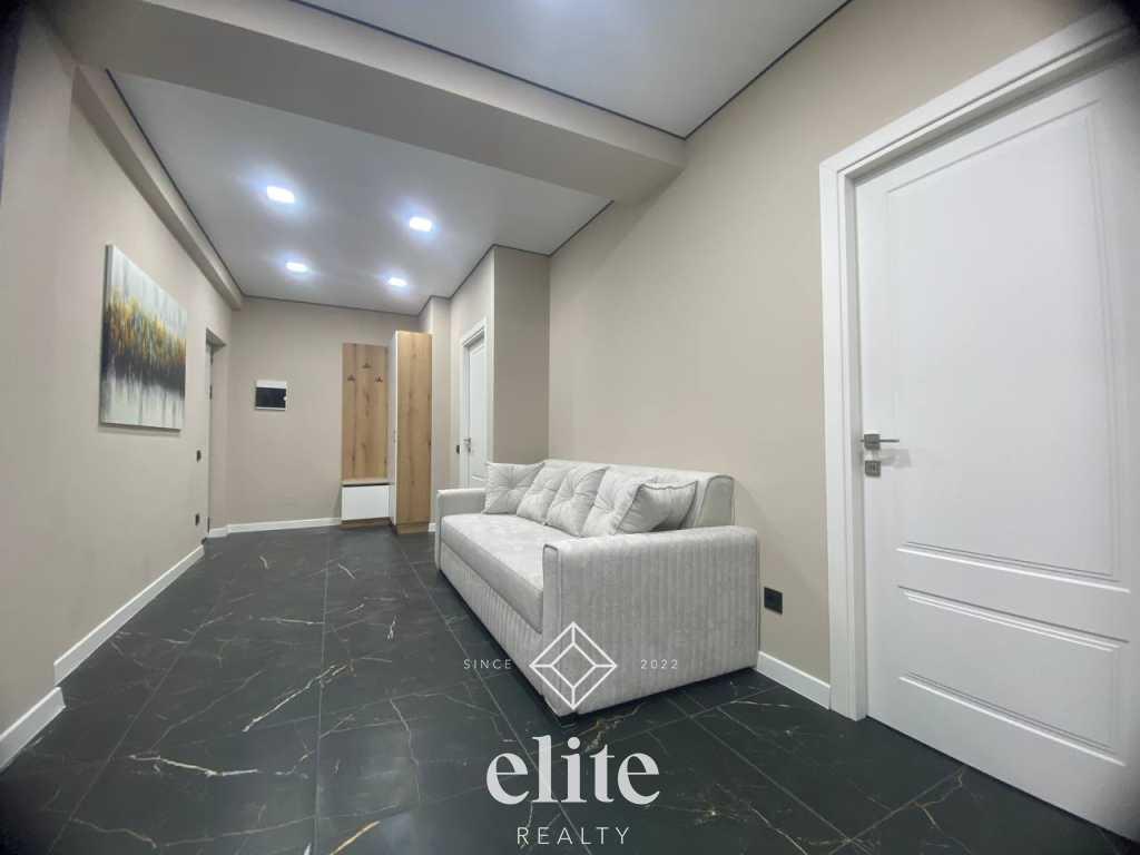 elite realty image