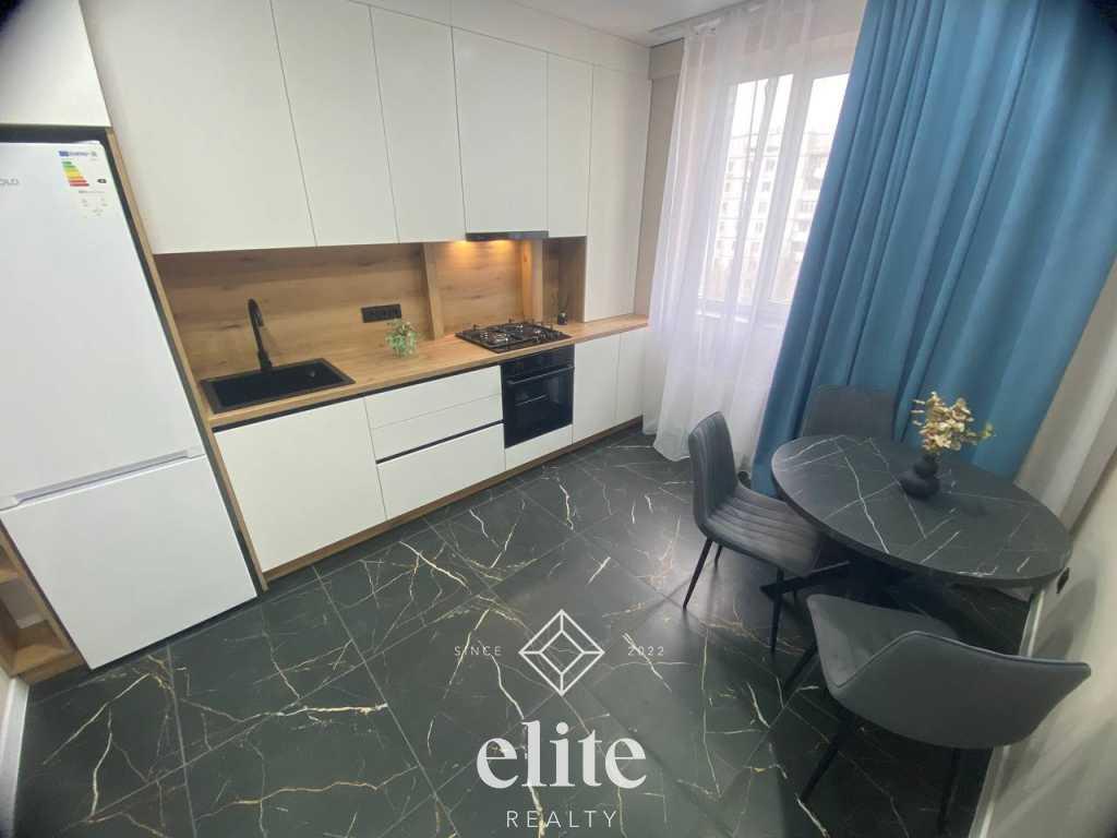 elite realty image