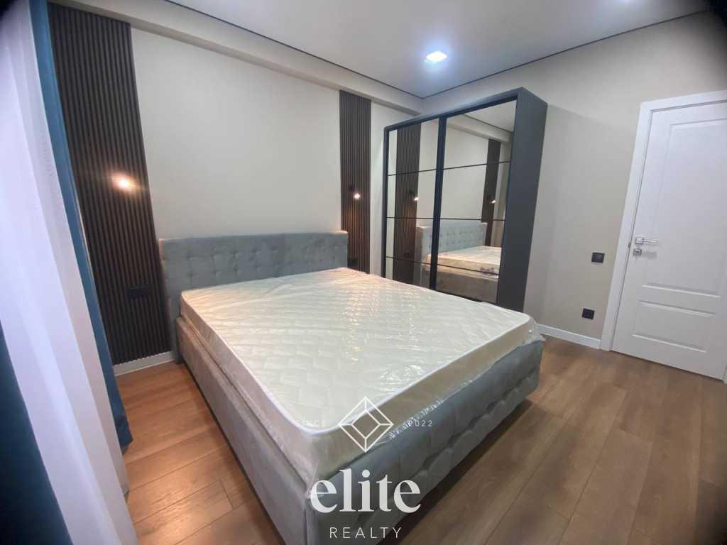 elite realty image