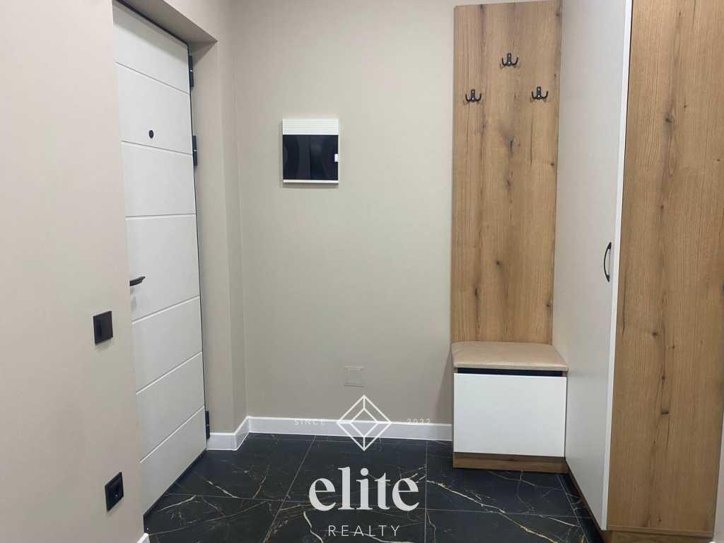 elite realty image