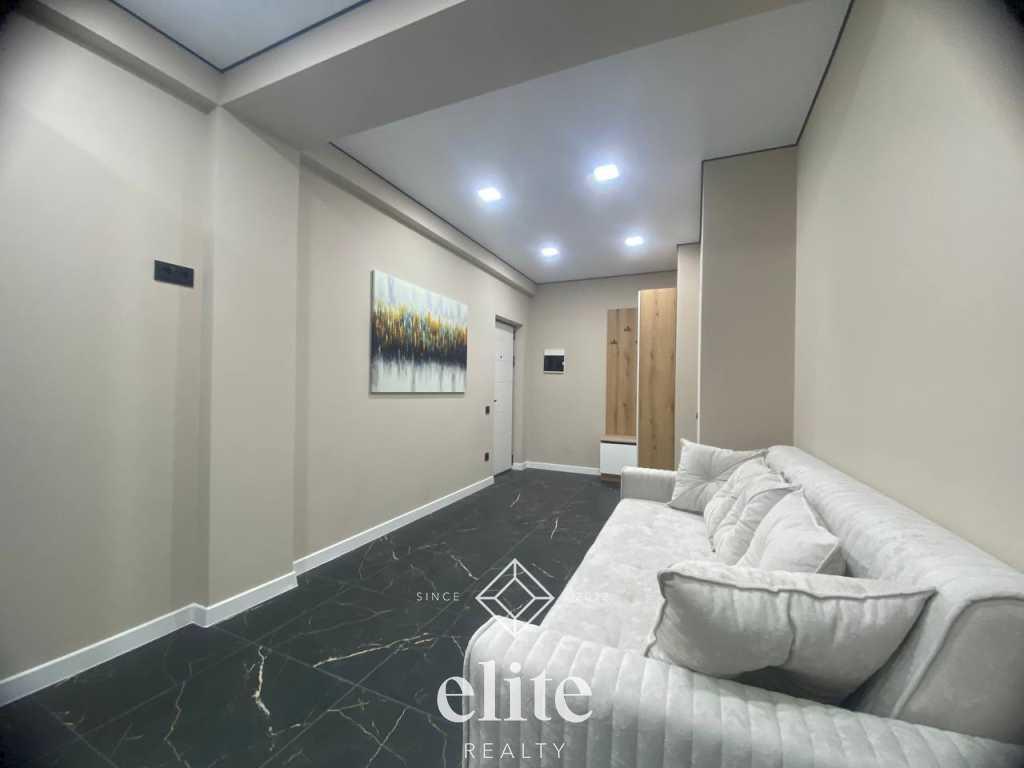 elite realty image