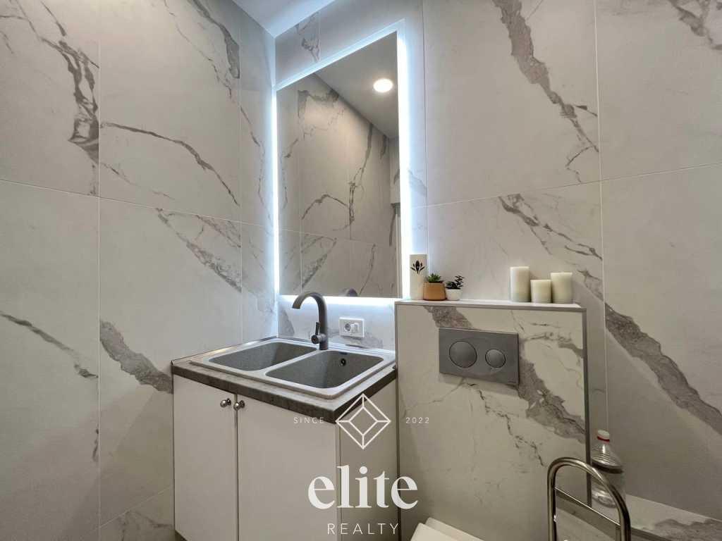 elite realty image