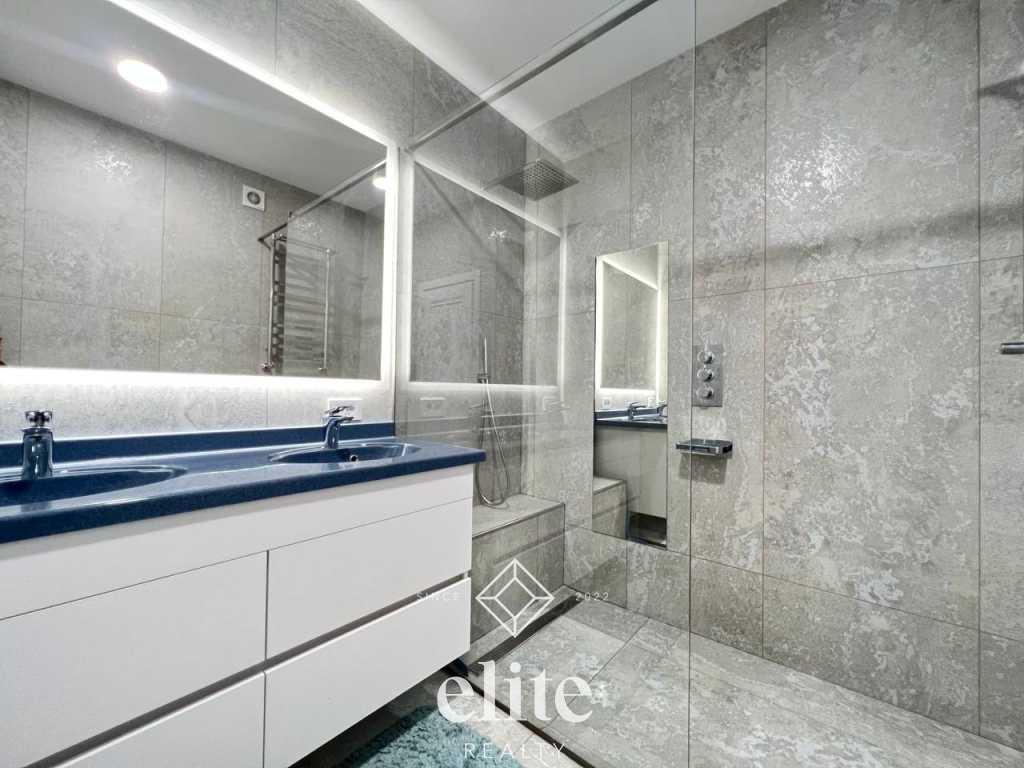 elite realty image
