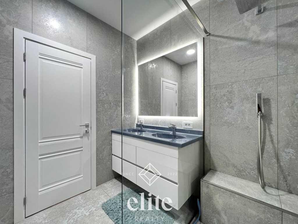 elite realty image