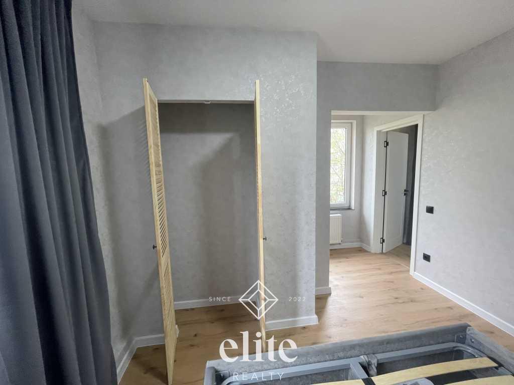 elite realty image