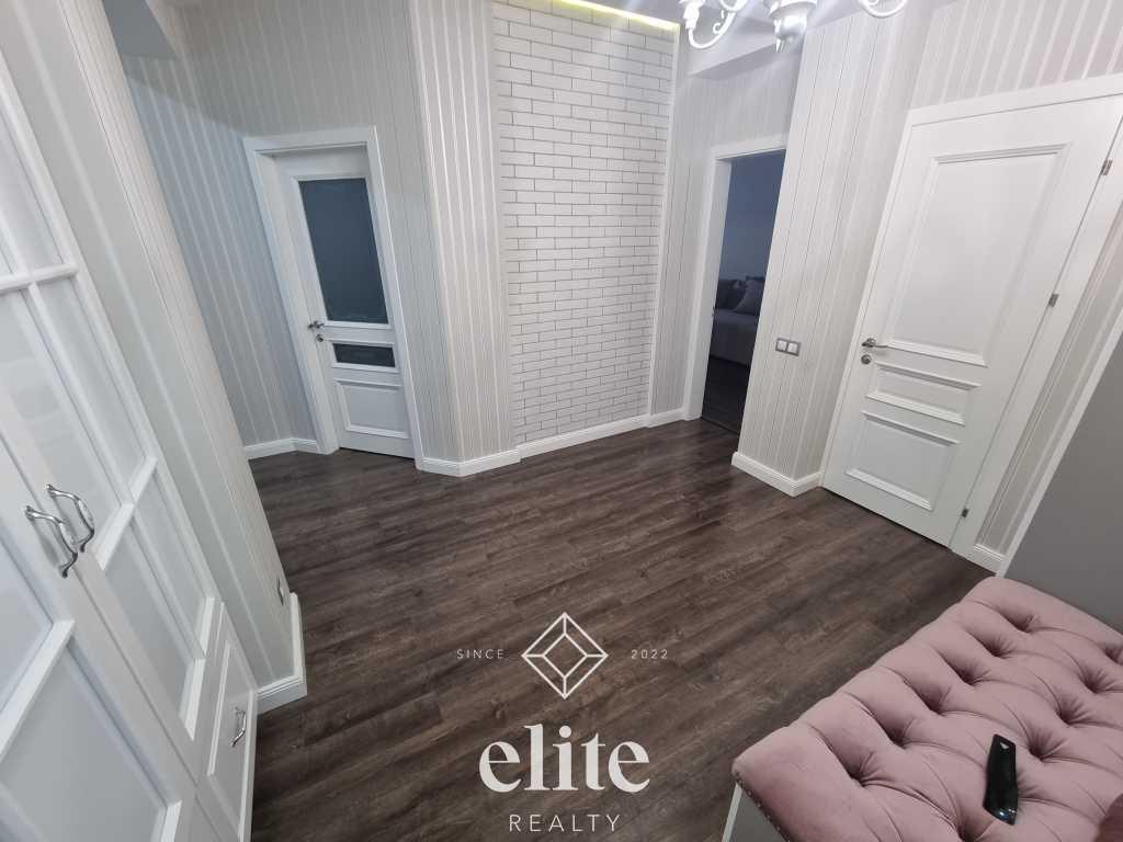 elite realty image
