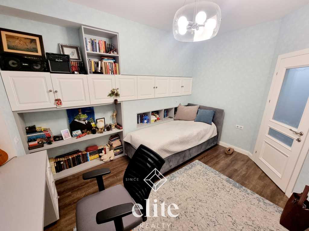 elite realty image