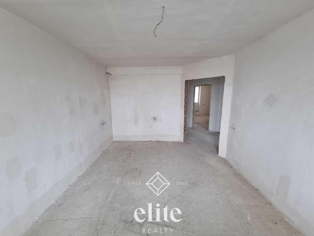 elite realty image