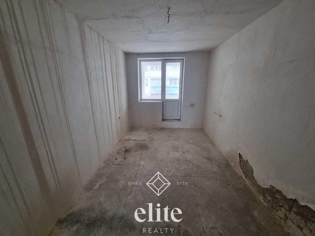 elite realty image