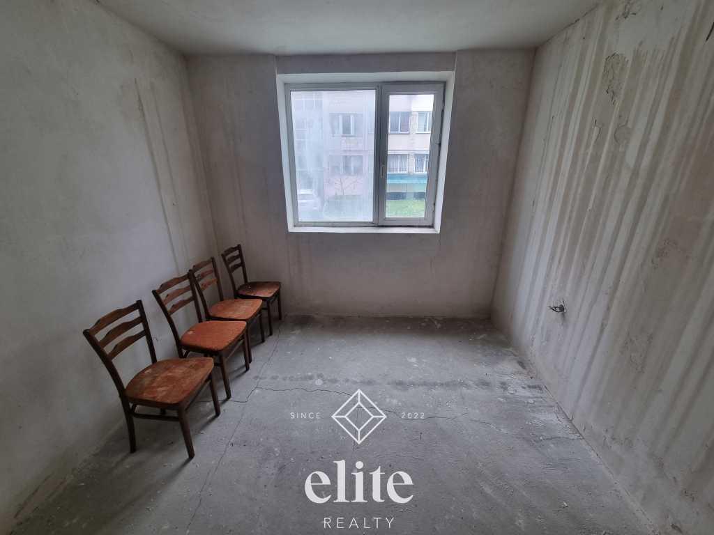 elite realty image