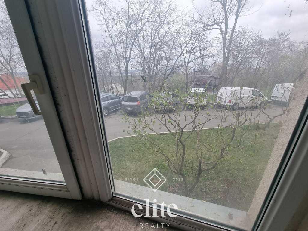 elite realty image